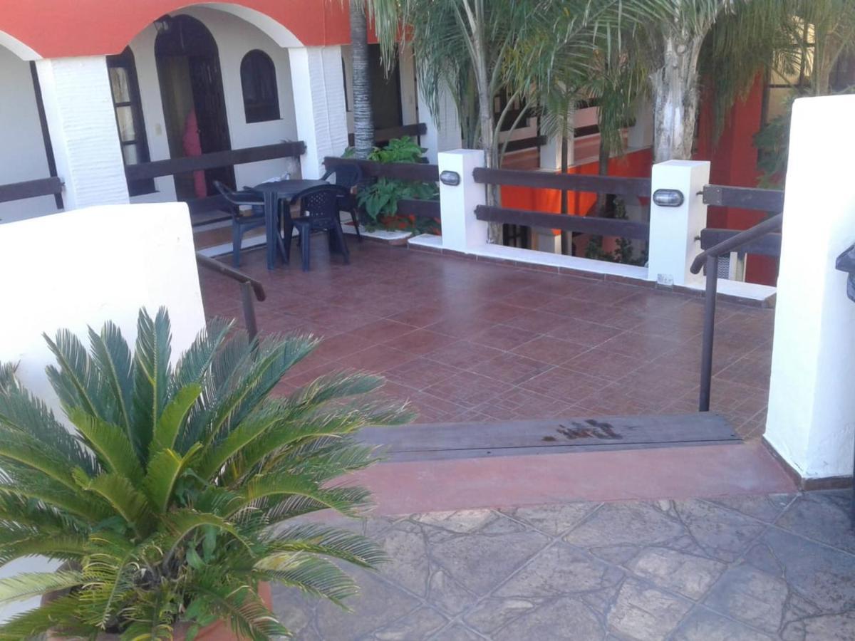 Hotel De La Cascada Termas de Rio Hondo Bagian luar foto