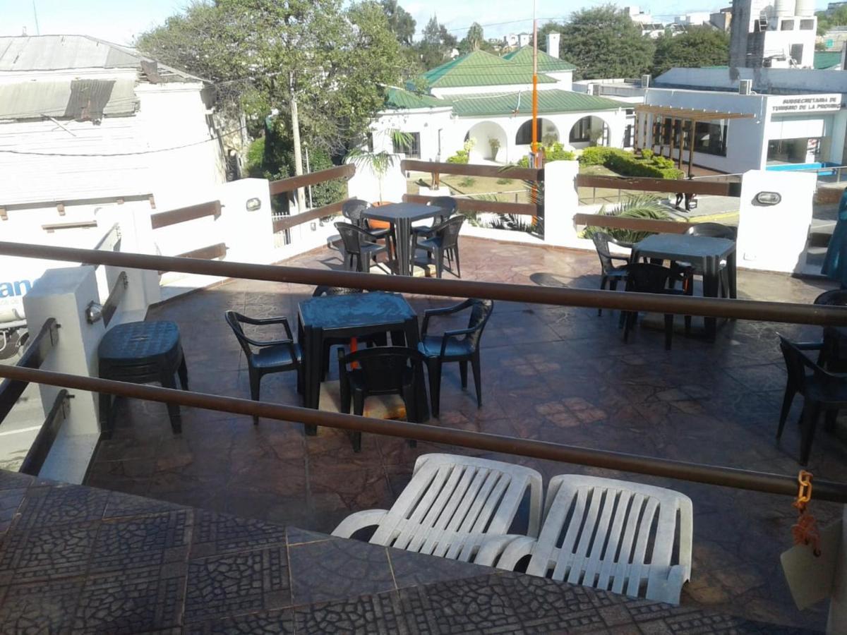 Hotel De La Cascada Termas de Rio Hondo Bagian luar foto