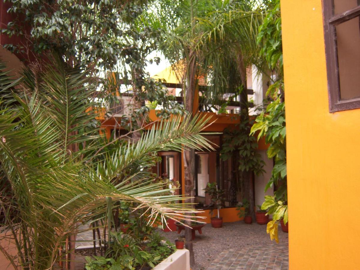 Hotel De La Cascada Termas de Rio Hondo Bagian luar foto